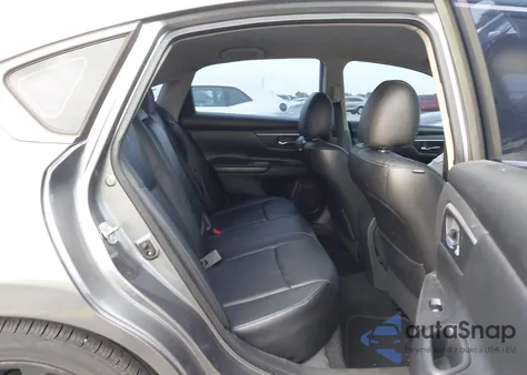 2018 Nissan Altima 2.5 Sr z USA, uszkodzony, nr VIN 1N4AL3AP5JC182311